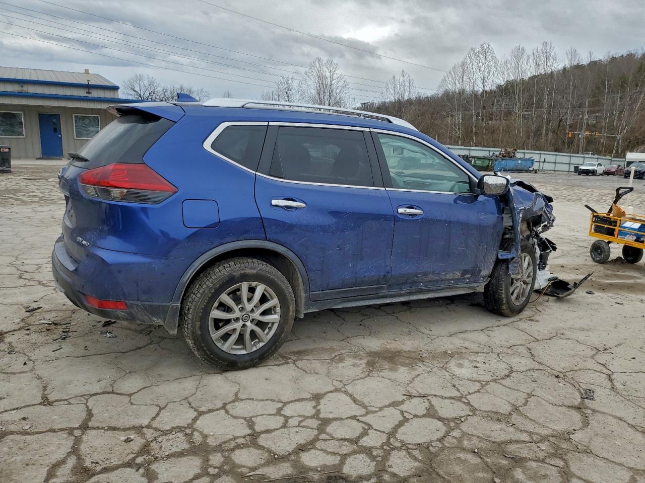 2020 NISSAN ROGUE S photo 3