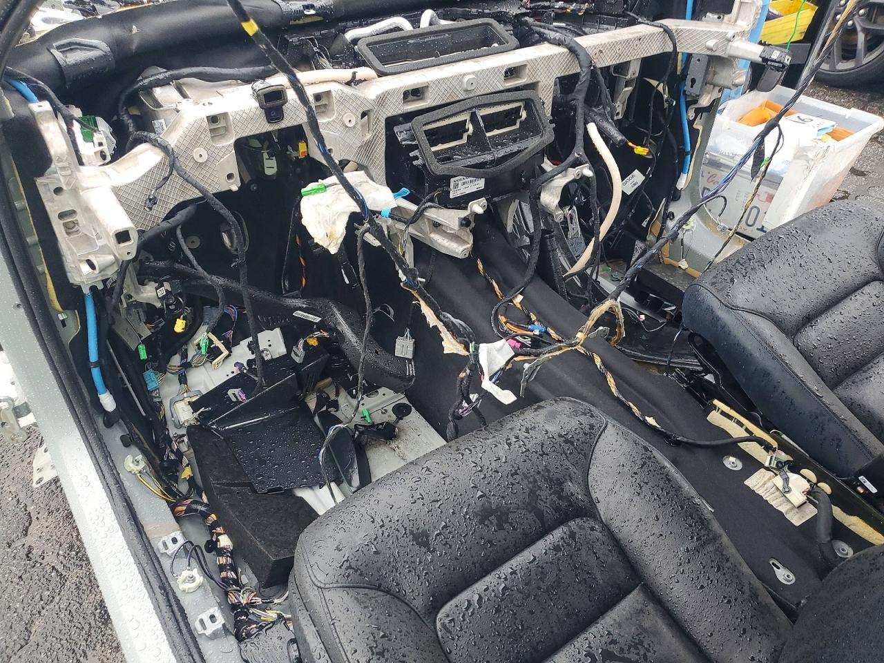 2024 VOLVO S60 CORE photo 8