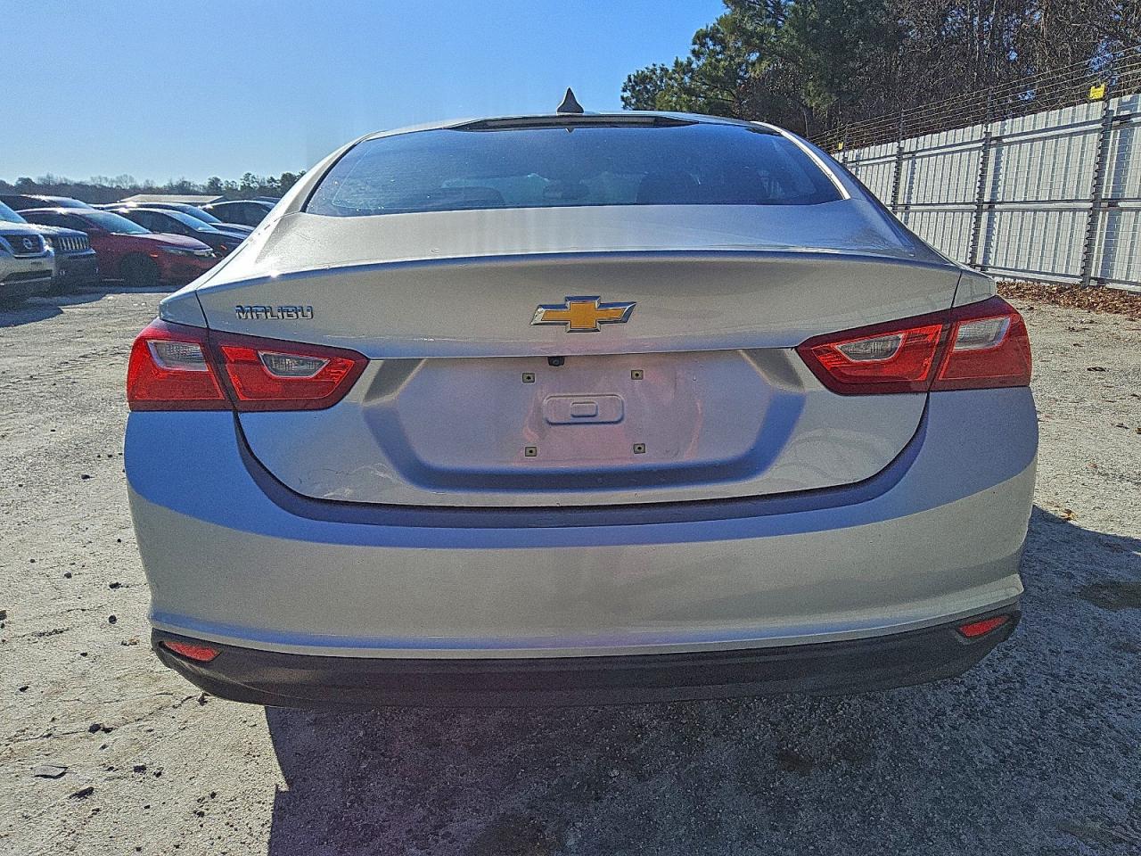 2020 CHEVROLET MALIBU LS photo 6
