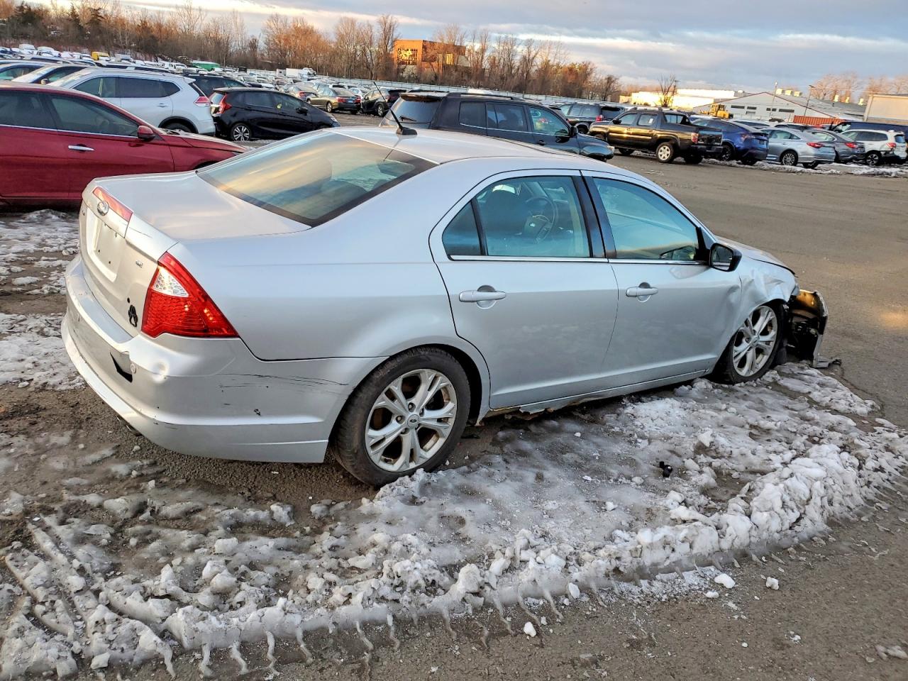 2012 FORD FUSION SE photo 3