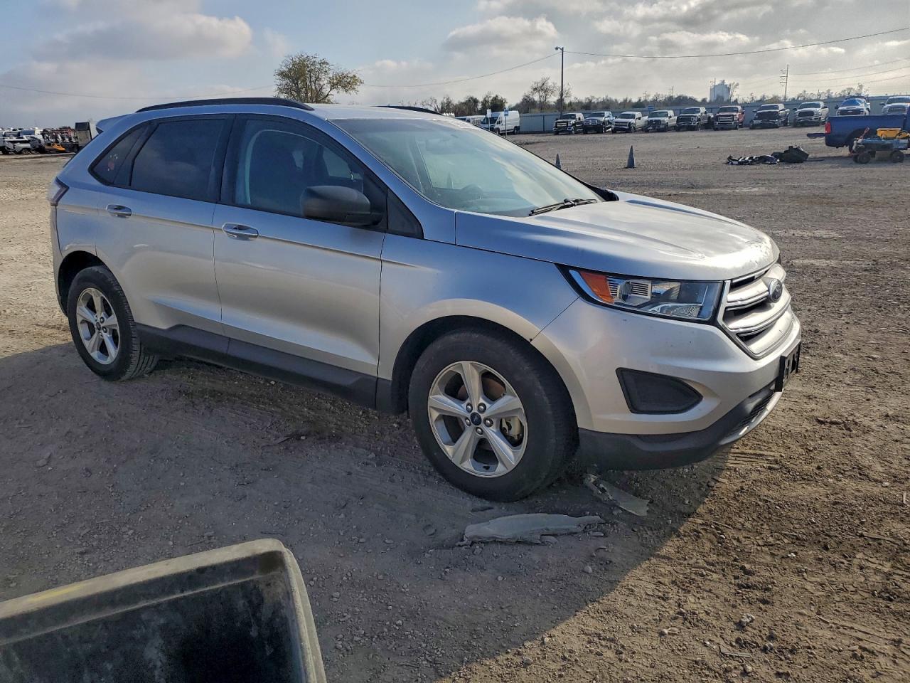 2015 FORD EDGE SE photo 7