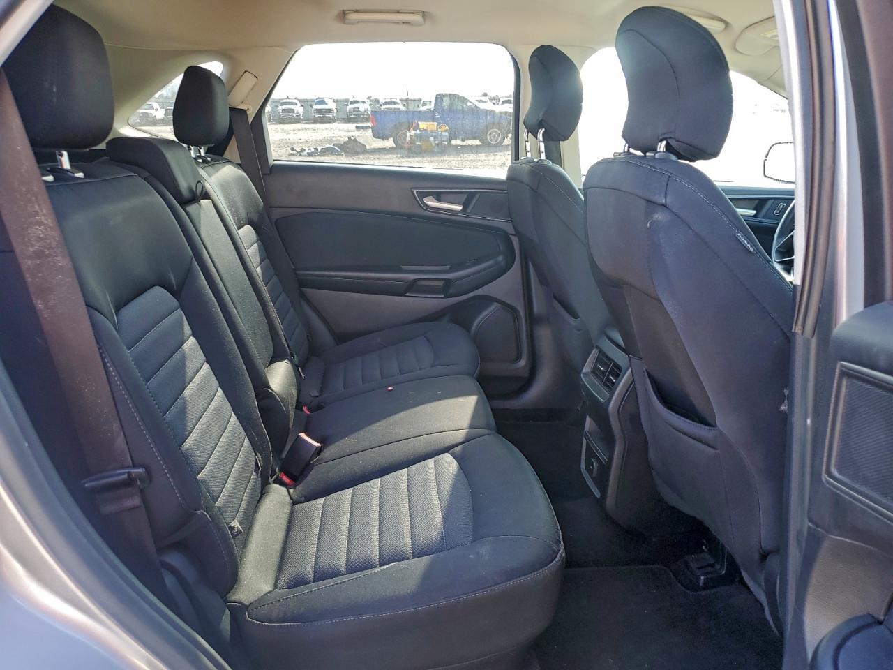 2015 FORD EDGE SE photo 21