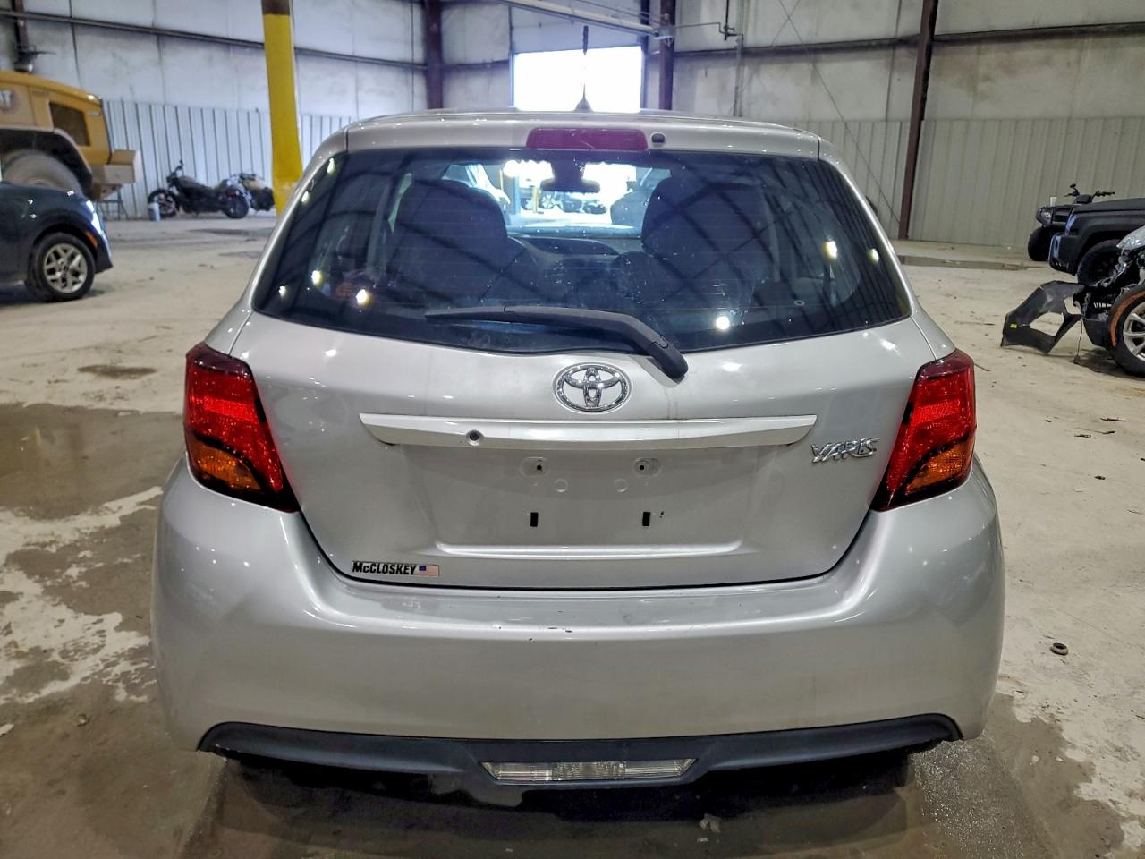 2017 TOYOTA YARIS L photo 11