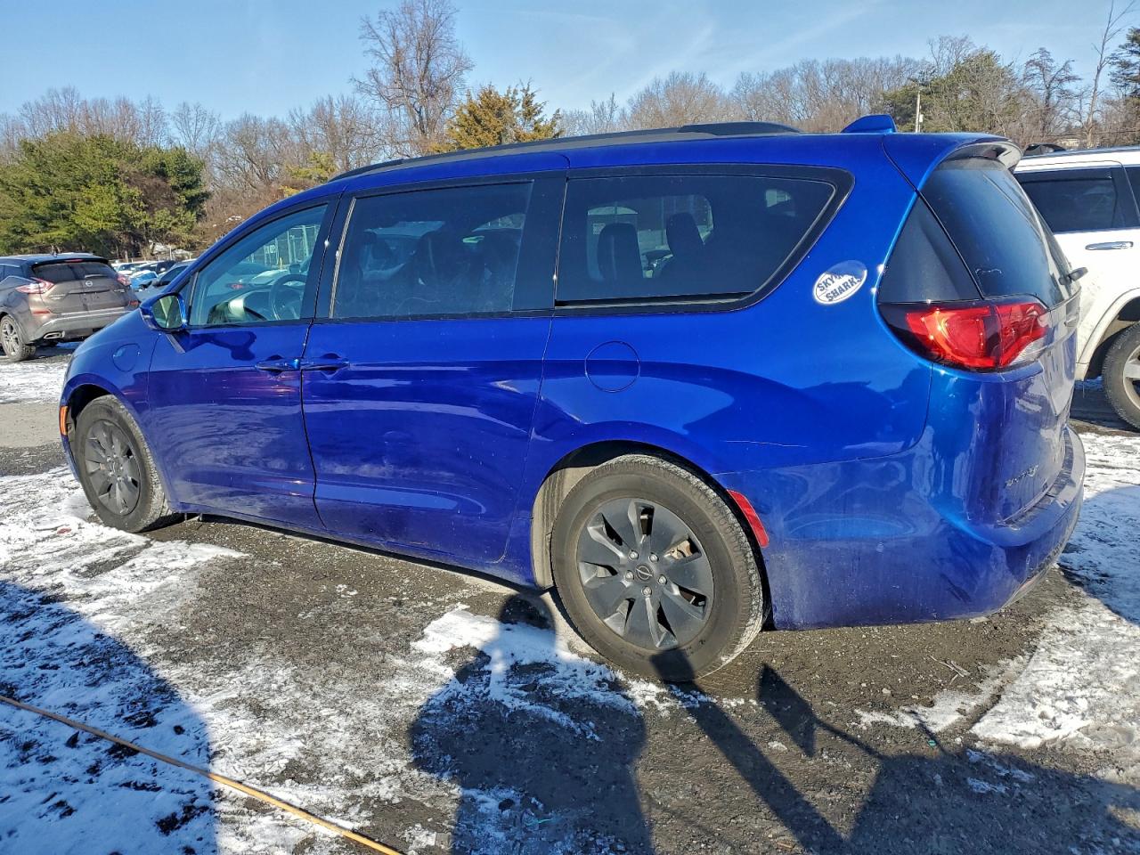 2019 CHRYSLER PACIFICA HYBRID LIMITED photo 2