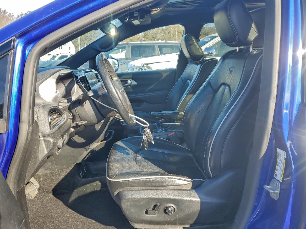 2019 CHRYSLER PACIFICA HYBRID LIMITED photo 7