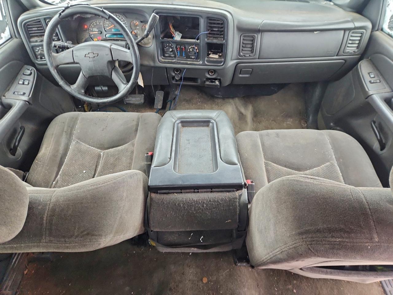 2005 CHEVROLET SILVERADO K1500 photo 8