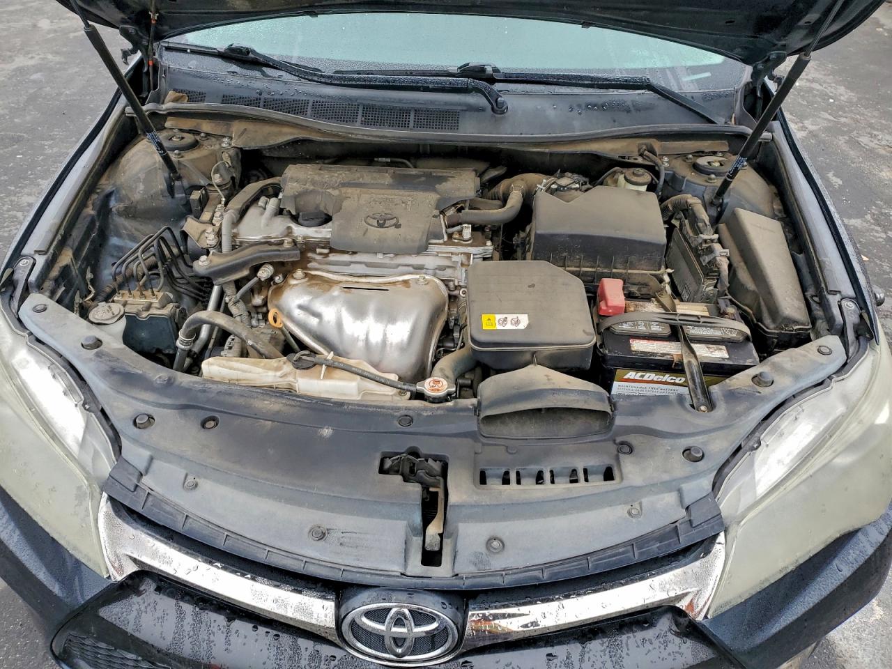 2017 TOYOTA CAMRY LE photo 11