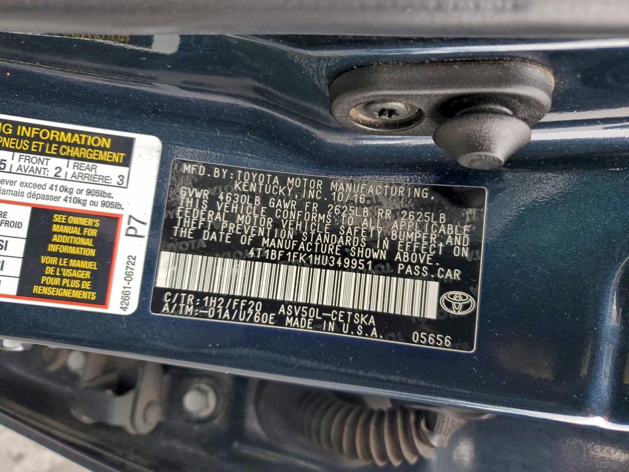 2017 TOYOTA CAMRY LE photo 12