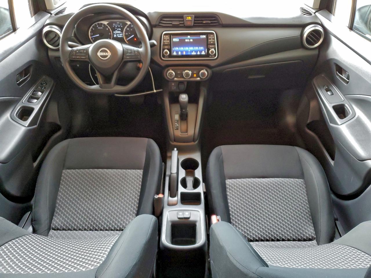 2024 NISSAN VERSA S photo 8
