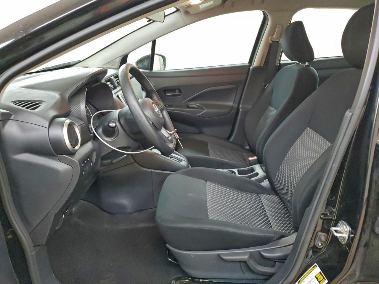 2024 NISSAN VERSA S photo 7
