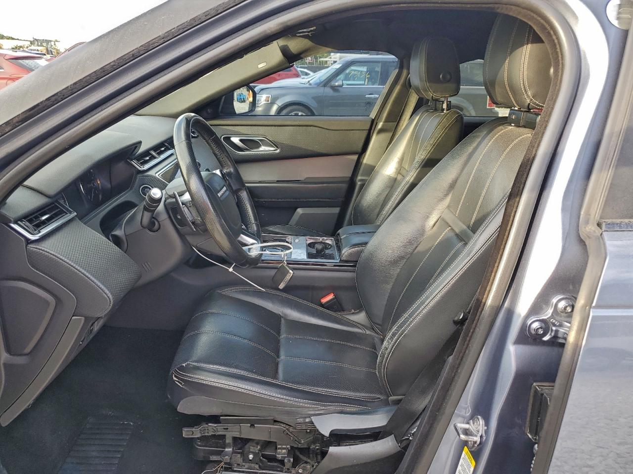 2018 LAND ROVER RANGE ROVER VELAR S photo 7