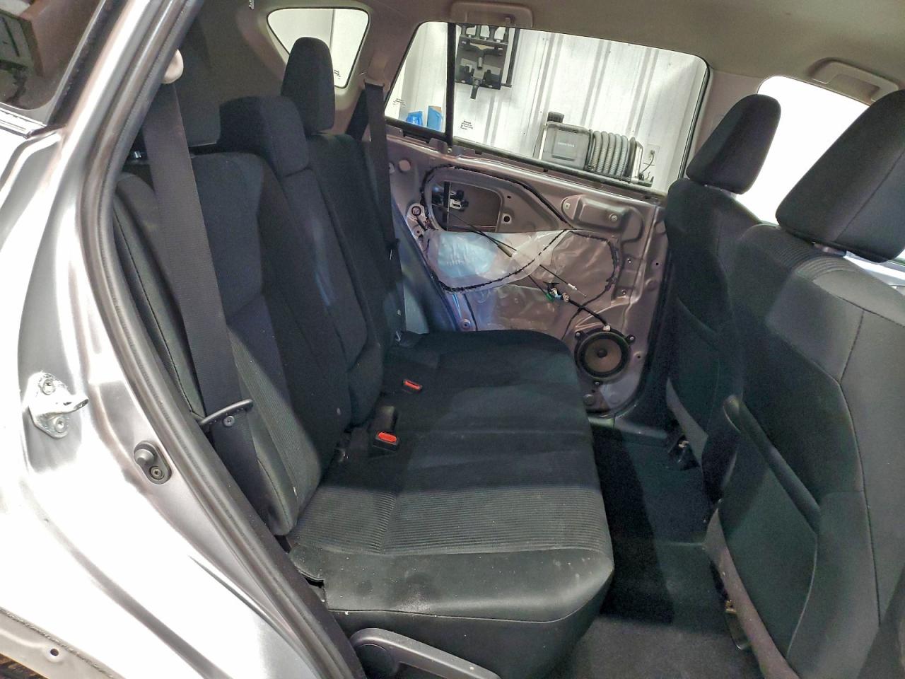 2018 TOYOTA RAV4 LE photo 11