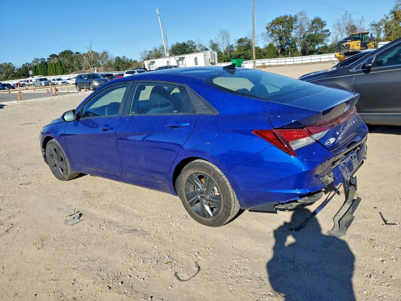 2023 HYUNDAI ELANTRA SEL photo 2