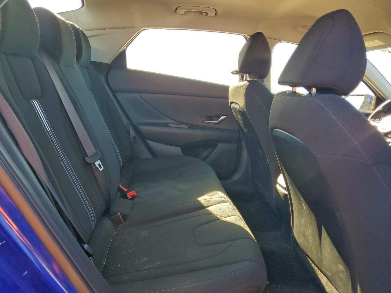 2023 HYUNDAI ELANTRA SEL photo 10