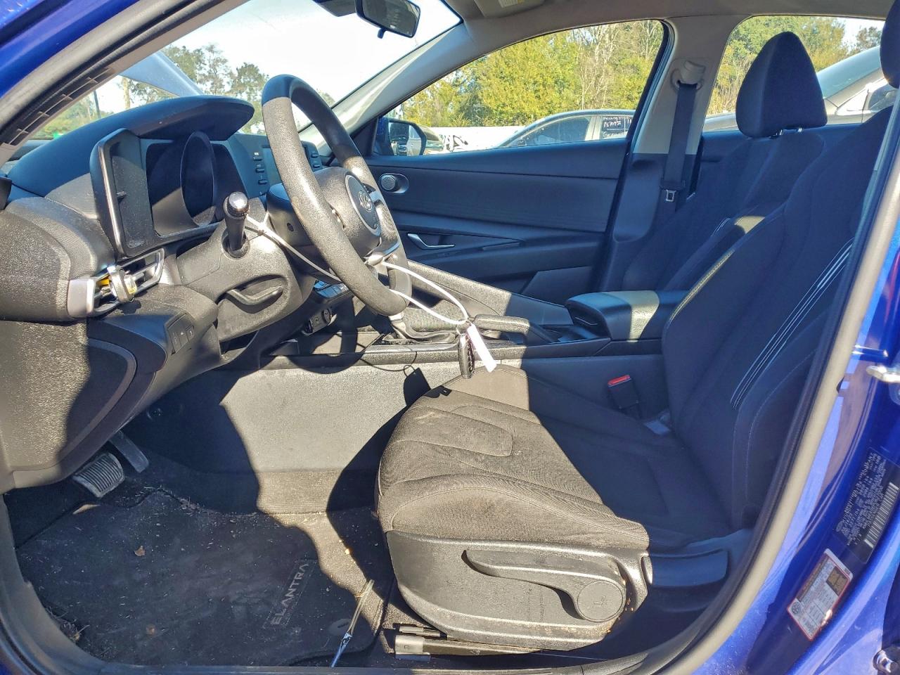 2023 HYUNDAI ELANTRA SEL photo 7