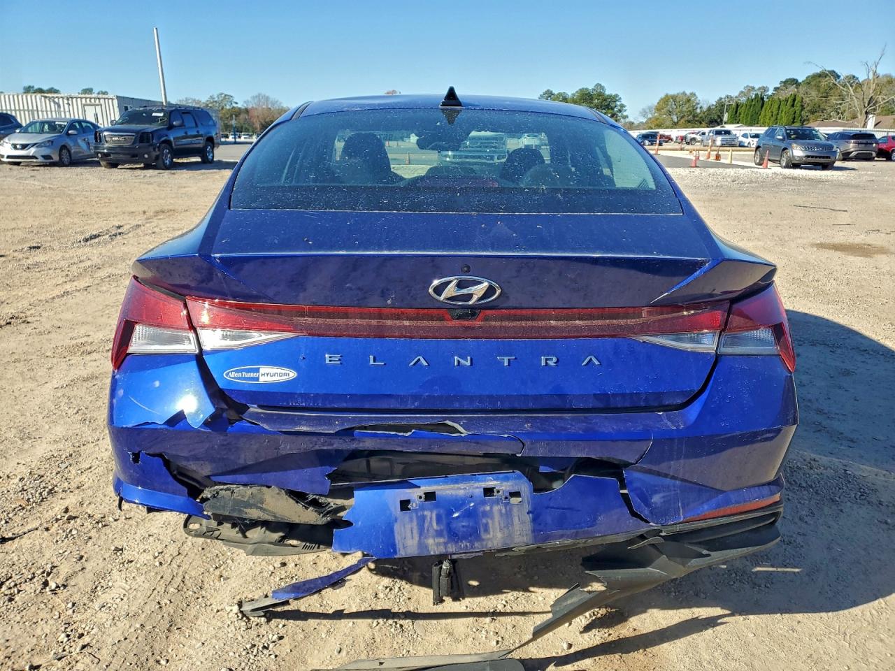 2023 HYUNDAI ELANTRA SEL photo 6