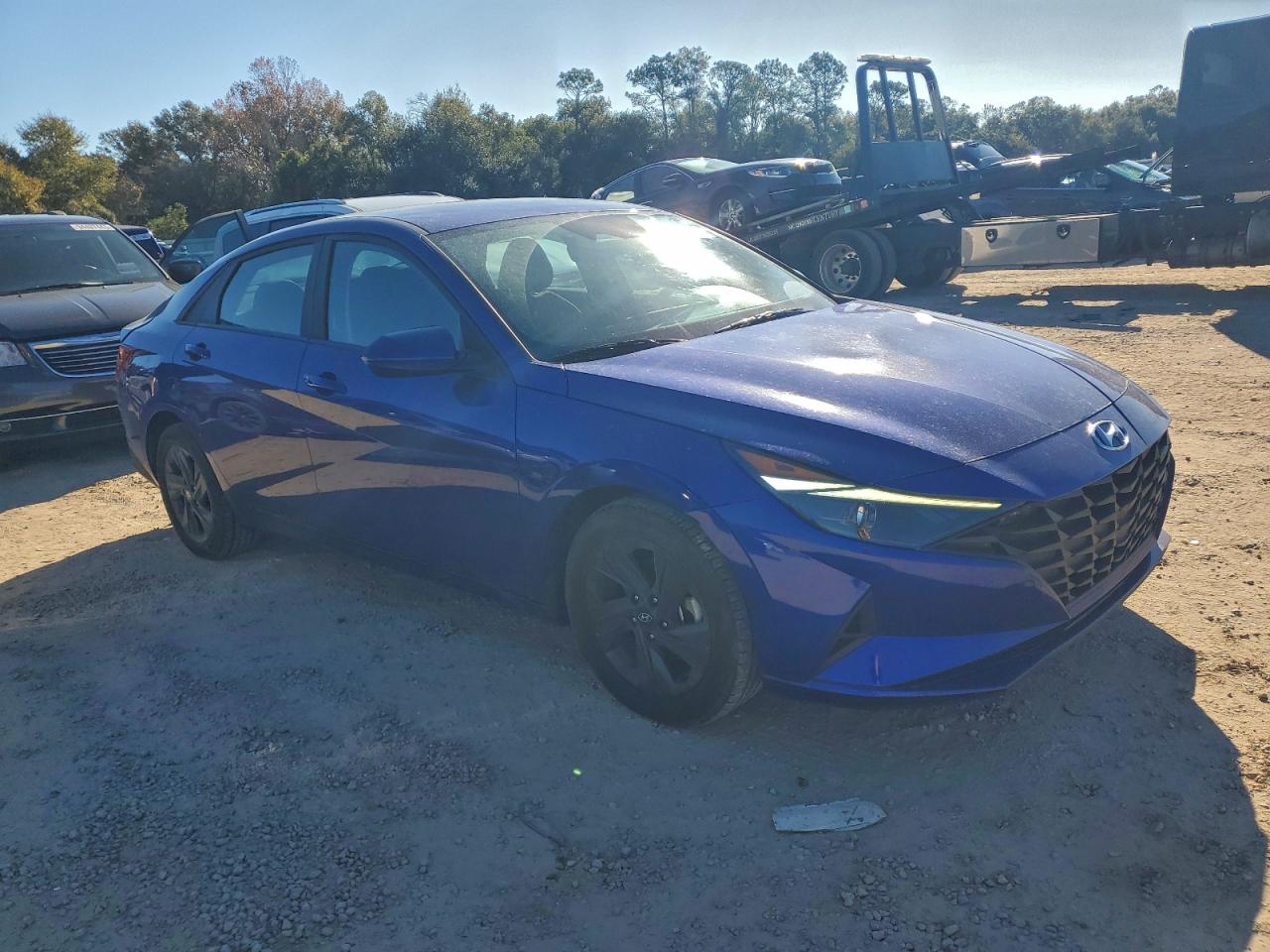 2023 HYUNDAI ELANTRA SEL photo 4