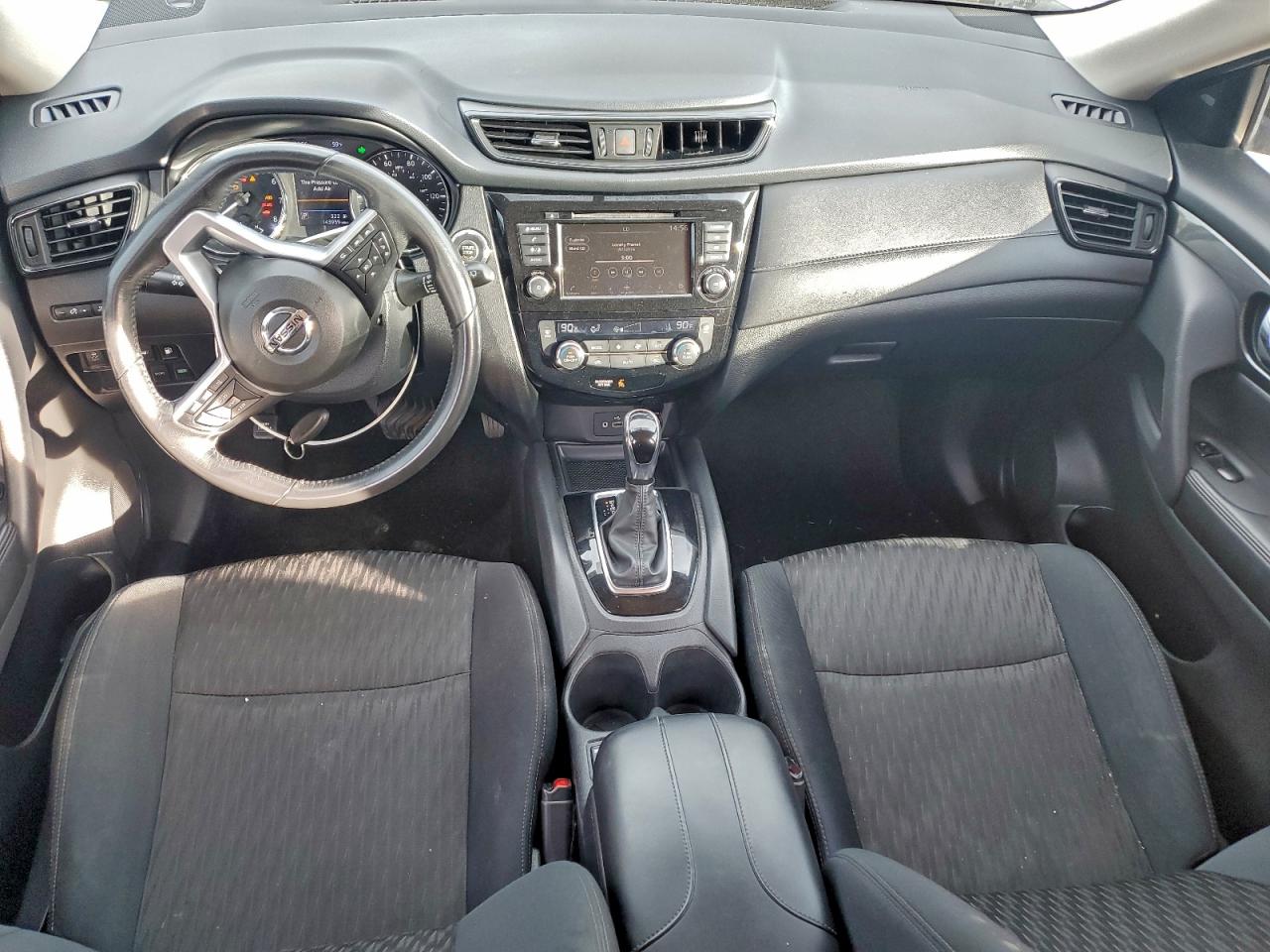 2018 NISSAN ROGUE S photo 8