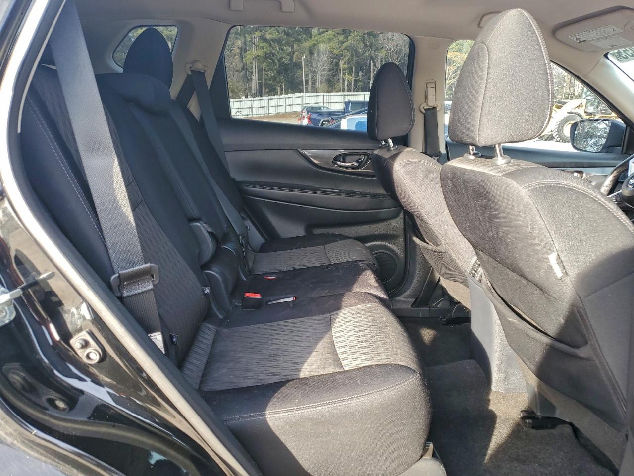 2018 NISSAN ROGUE S photo 11