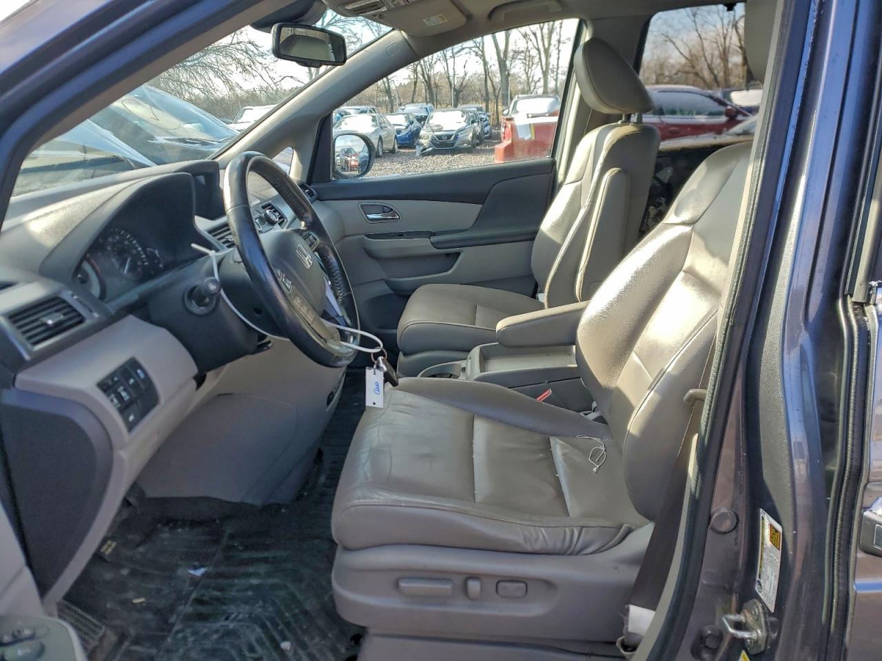 2014 HONDA ODYSSEY EXL photo 7