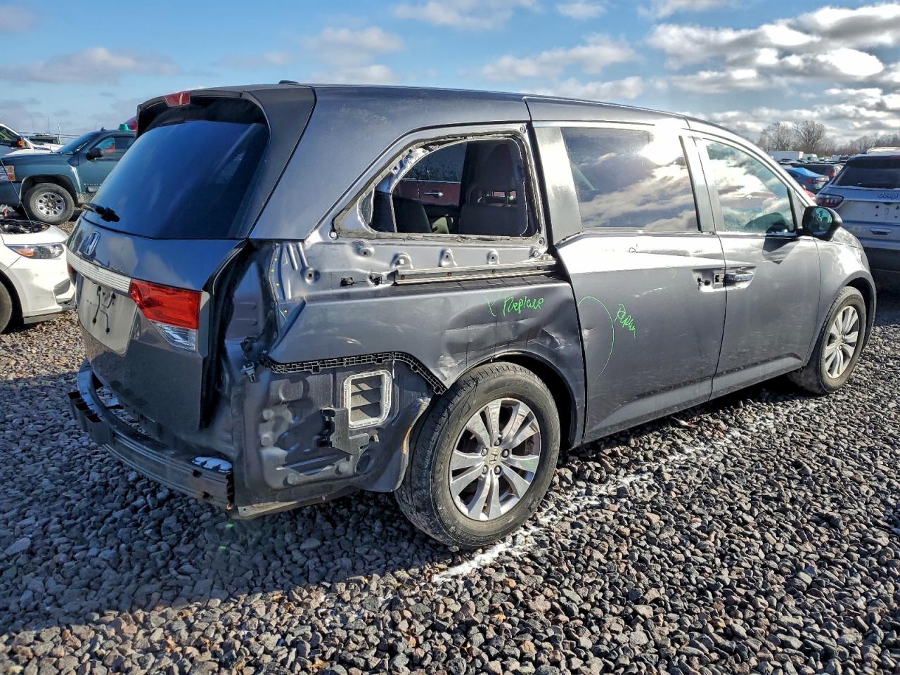 2014 HONDA ODYSSEY EXL photo 3