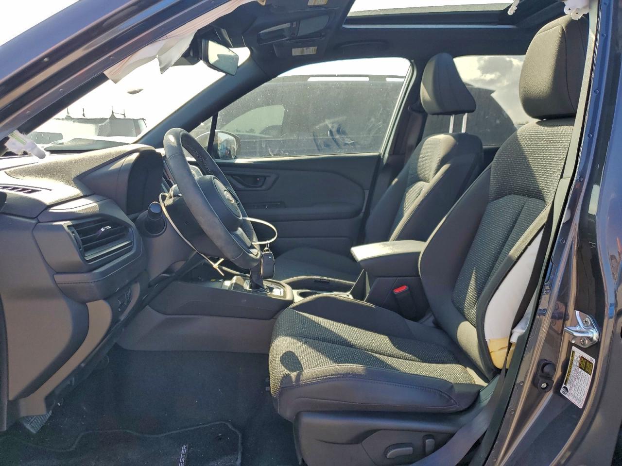 2025 SUBARU FORESTER PREMIUM photo 7