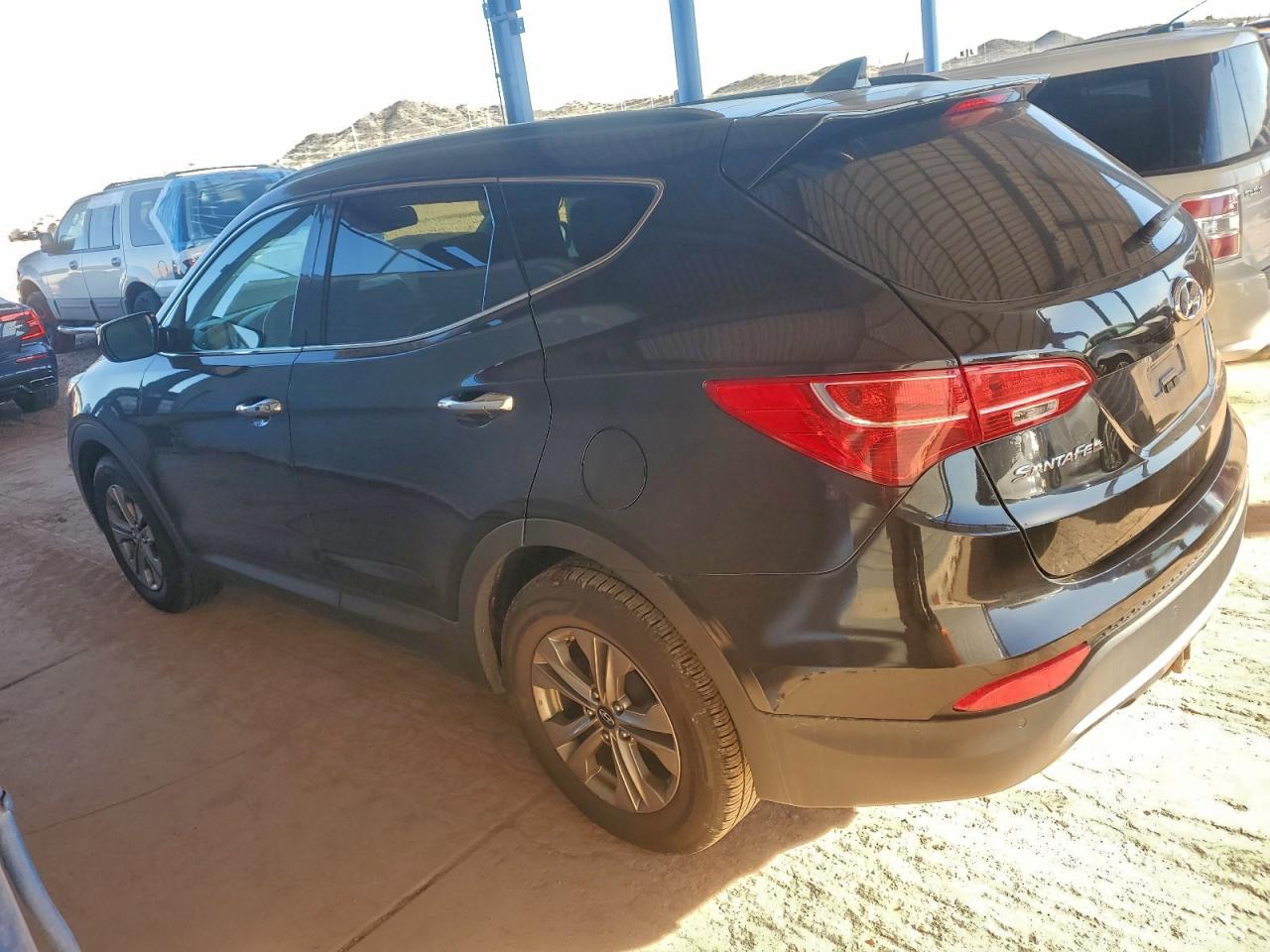2016 HYUNDAI SANTA FE SPORT photo 2