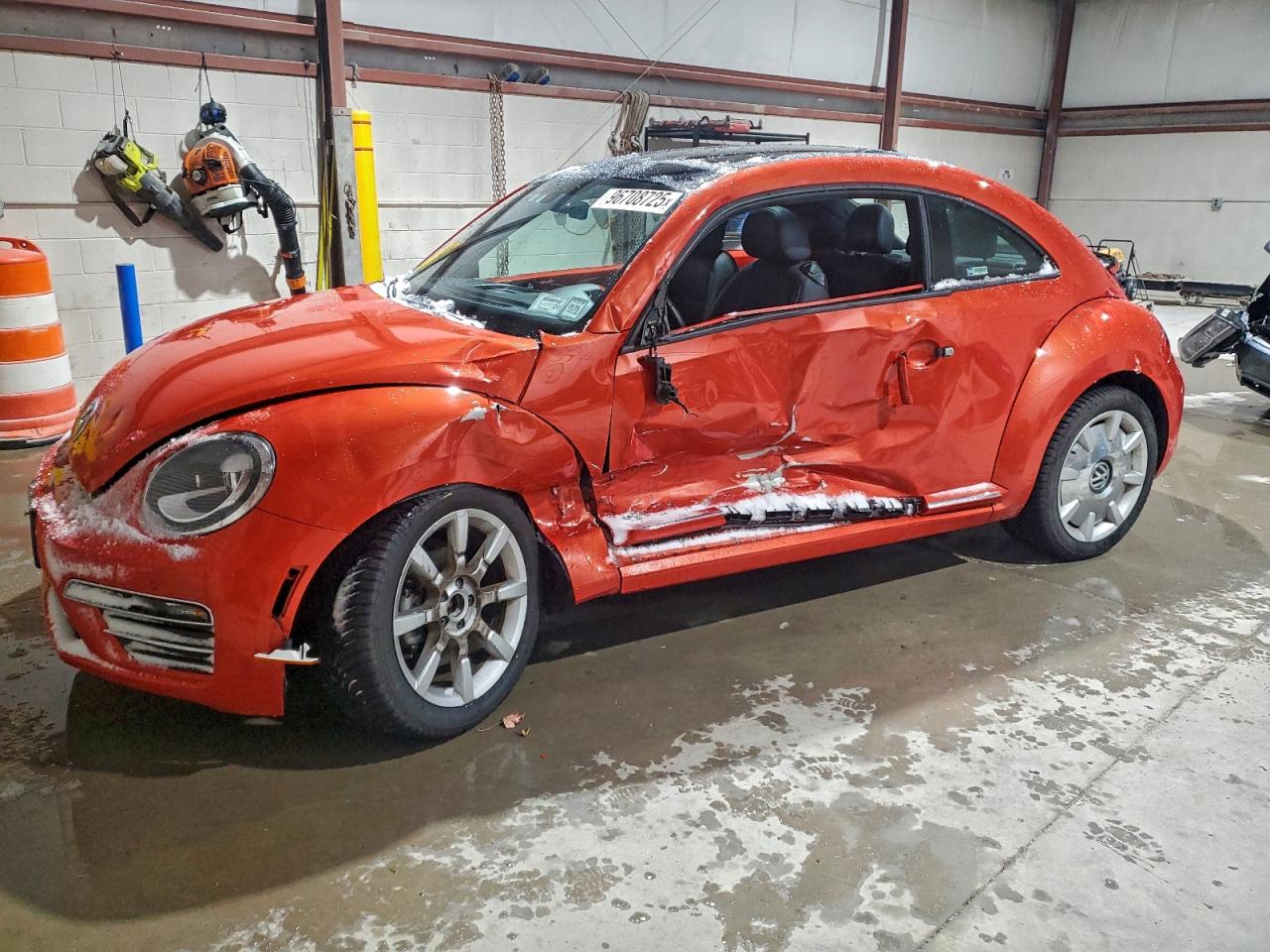 2017 VOLKSWAGEN BEETLE
