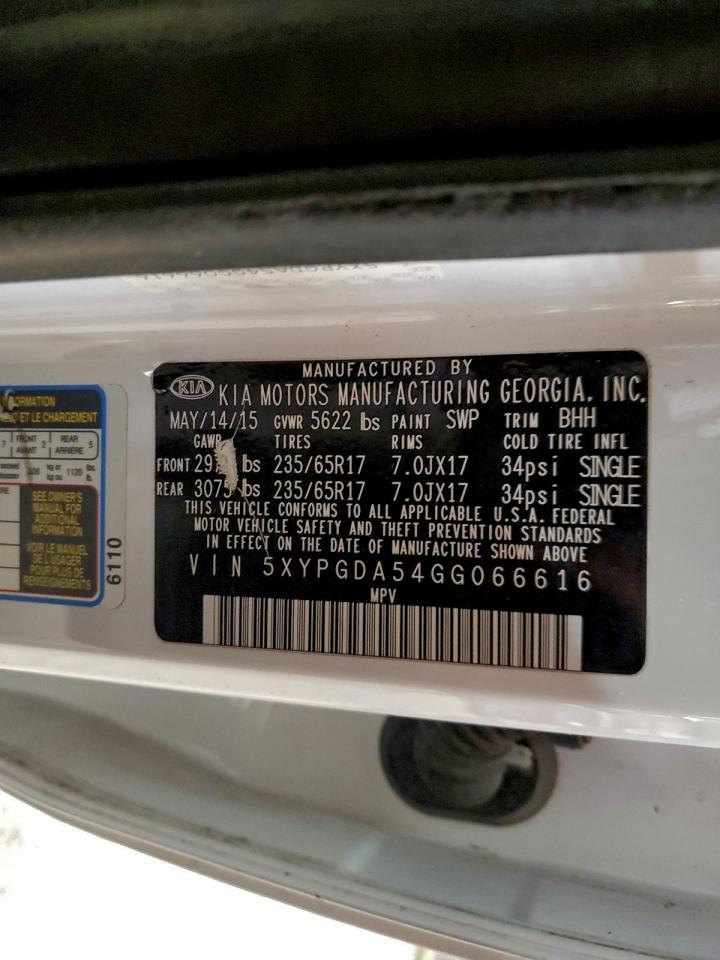 2016 KIA SORENTO LX photo 13