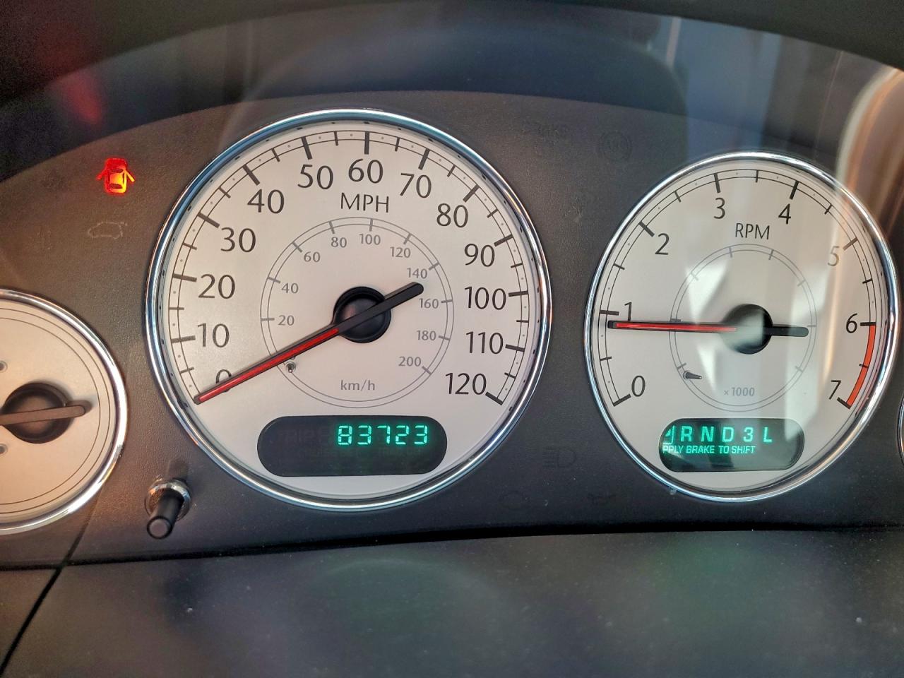 2005 CHRYSLER TOWN & COUNTRY LIMITED photo 9