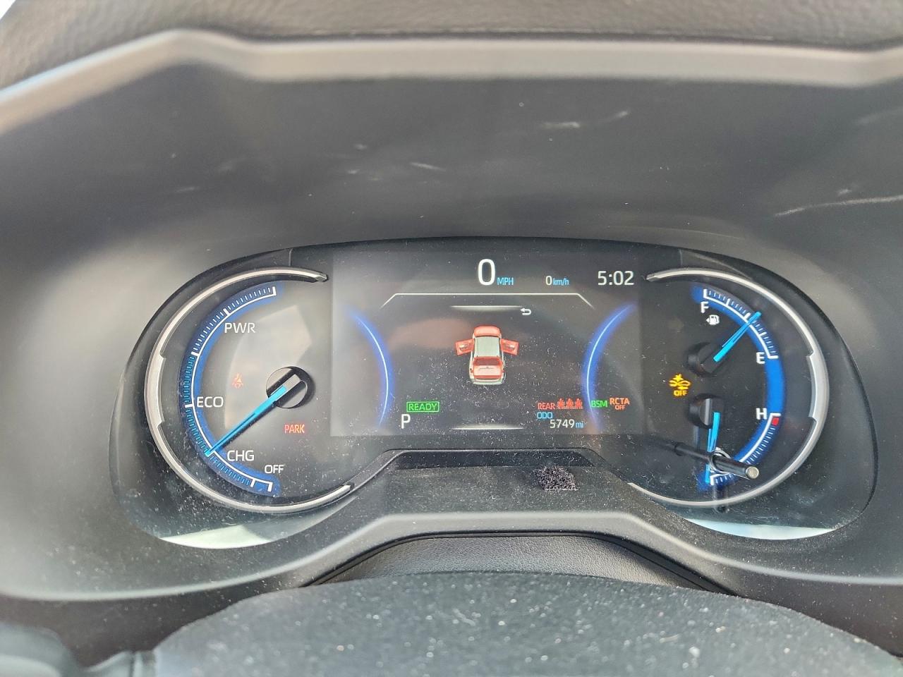 2024 TOYOTA RAV4 XLE PREMIUM photo 9