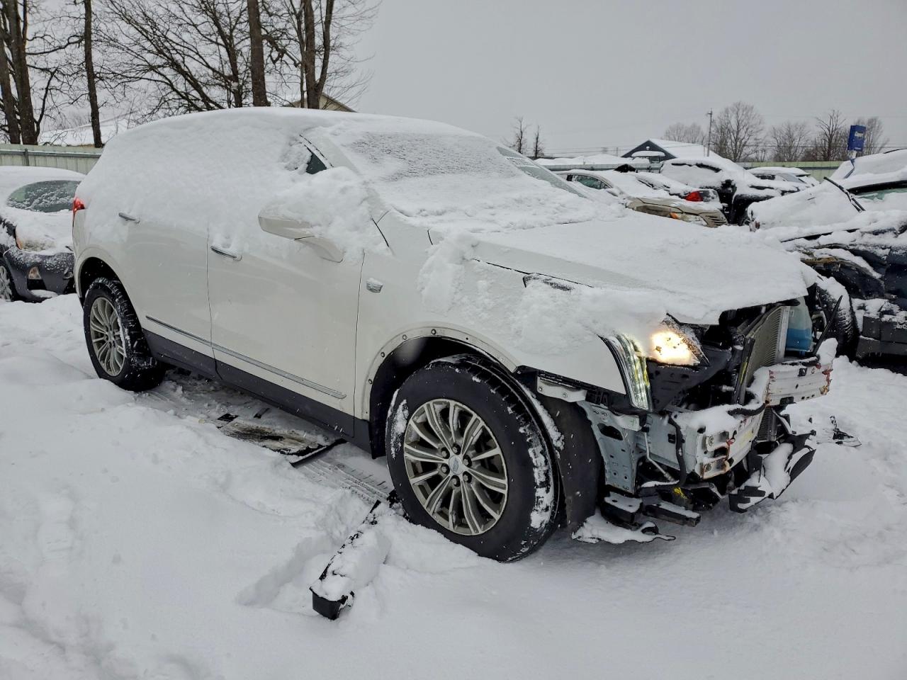 2019 CADILLAC XT5 LUXURY photo 4