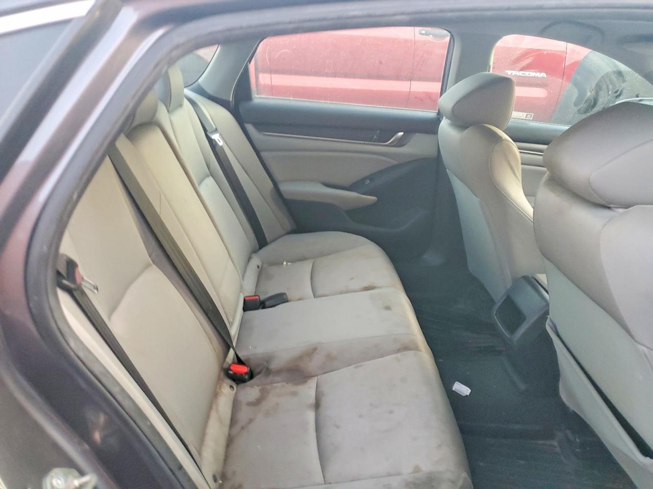 2020 HONDA ACCORD LX photo 10