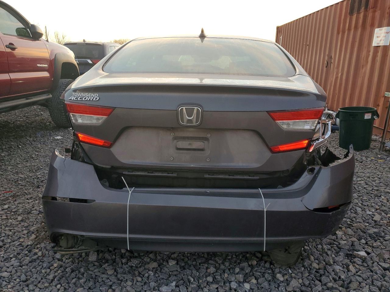 2020 HONDA ACCORD LX photo 6