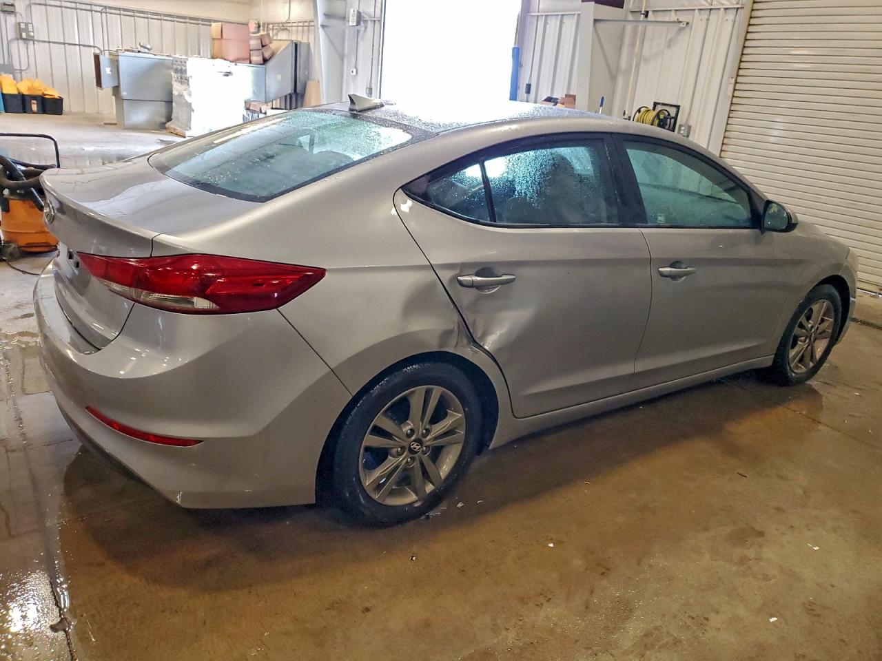 2017 HYUNDAI ELANTRA SE photo 3