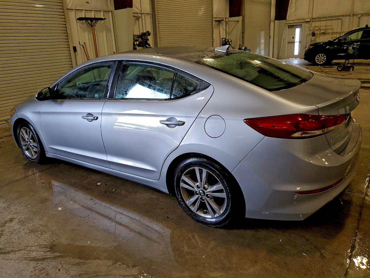 2017 HYUNDAI ELANTRA SE photo 2