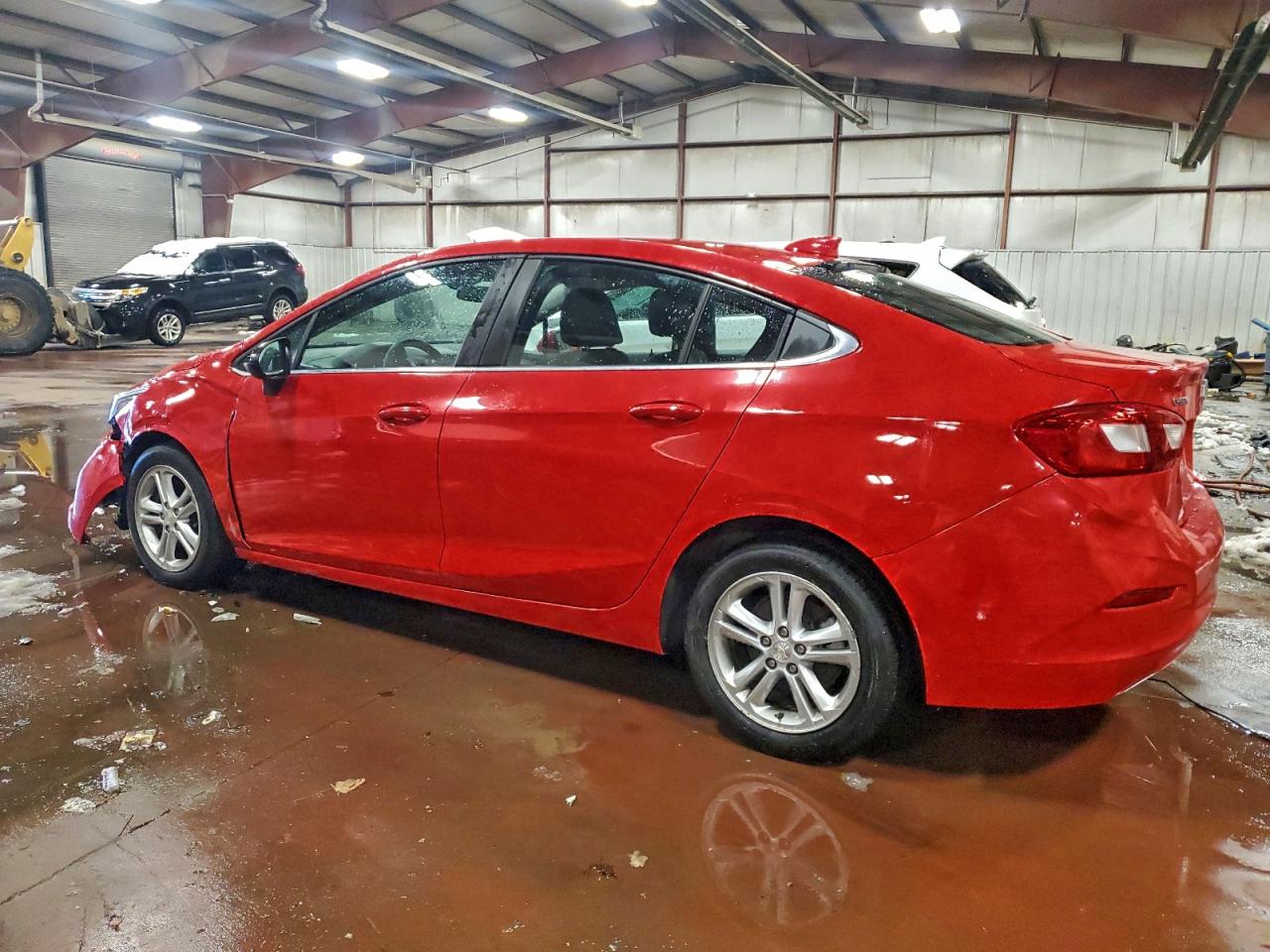2017 CHEVROLET CRUZE LT photo 2