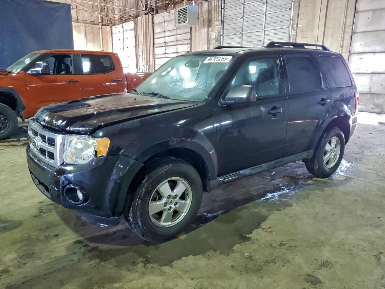 2010 FORD ESCAPE