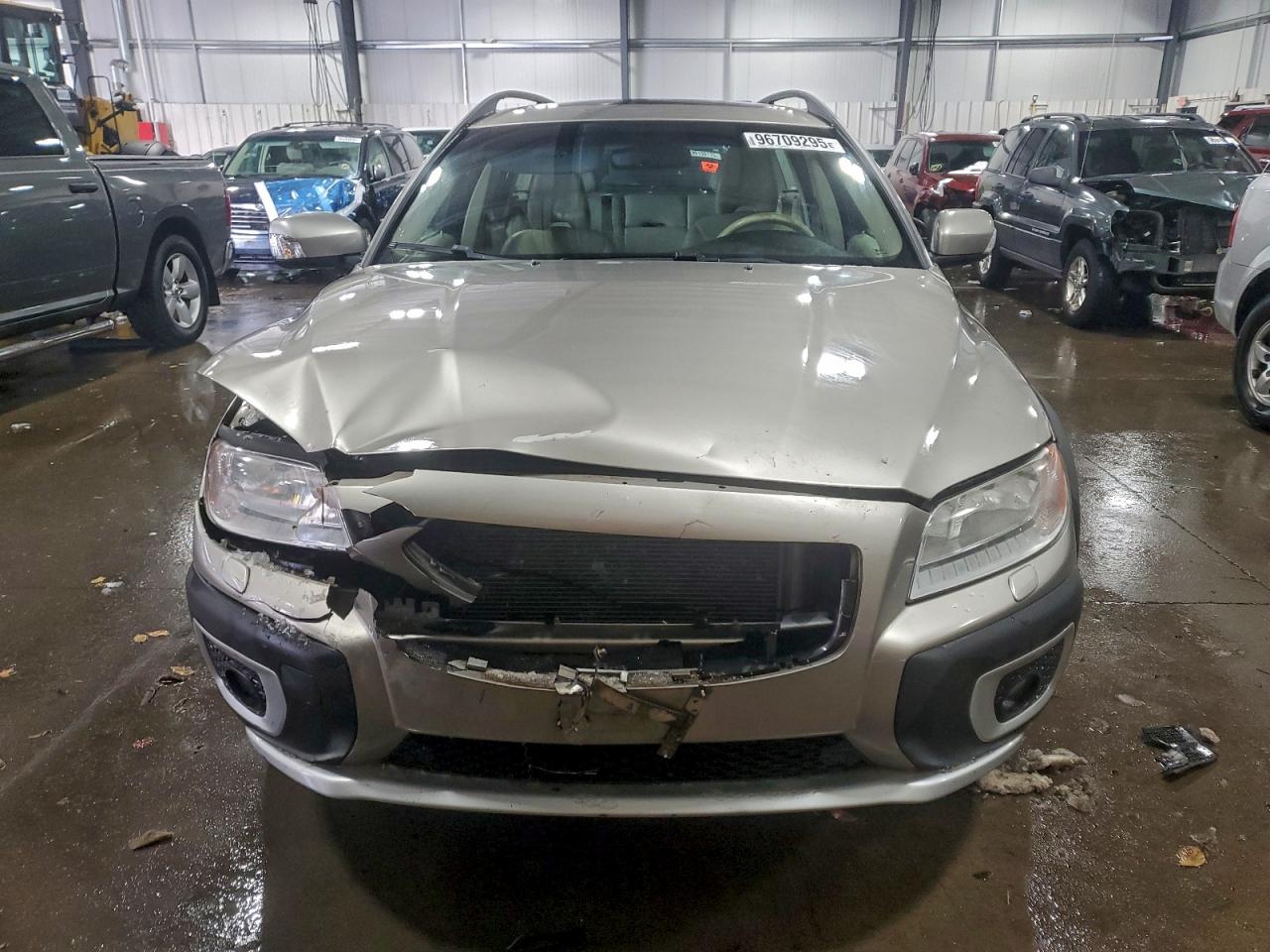 2011 VOLVO XC70 T6 photo 5