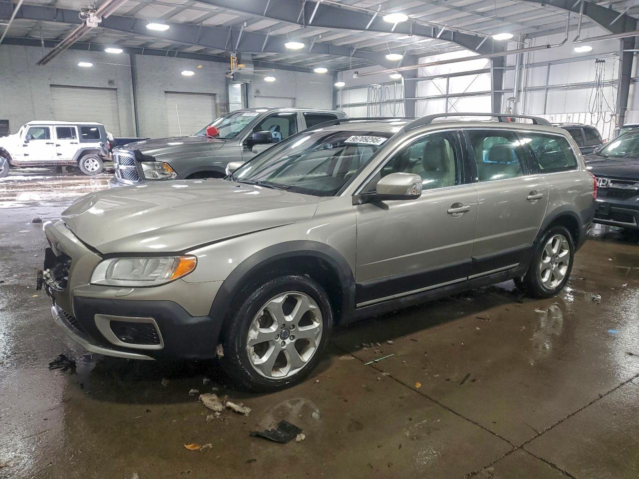2011 VOLVO XC70