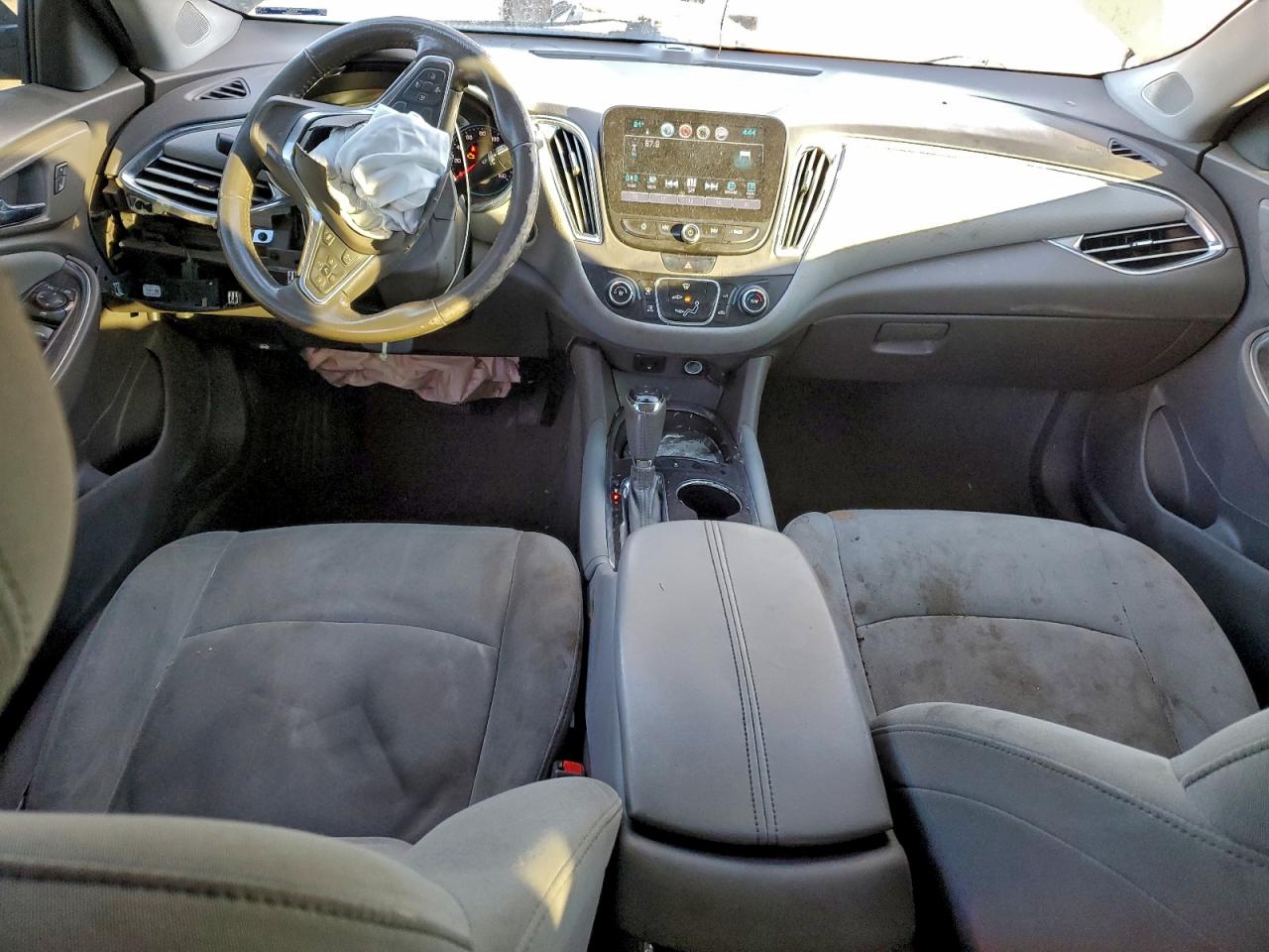2018 CHEVROLET MALIBU LT photo 8