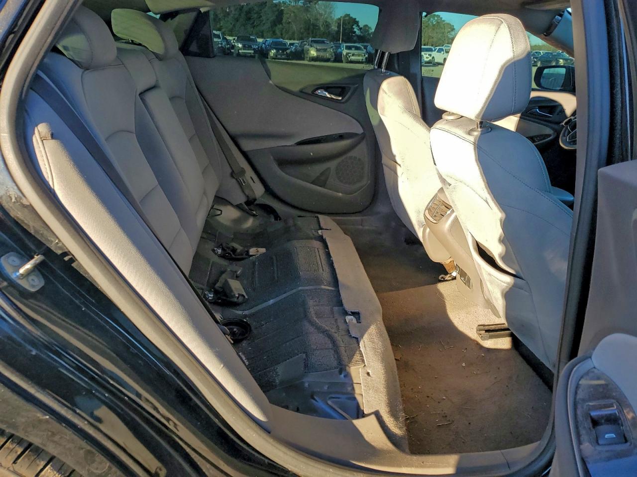 2018 CHEVROLET MALIBU LT photo 10