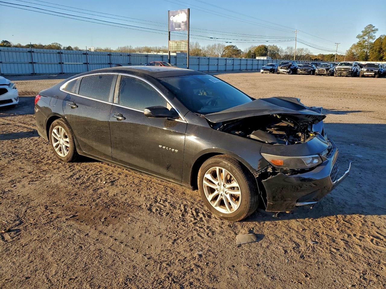 2018 CHEVROLET MALIBU LT photo 4