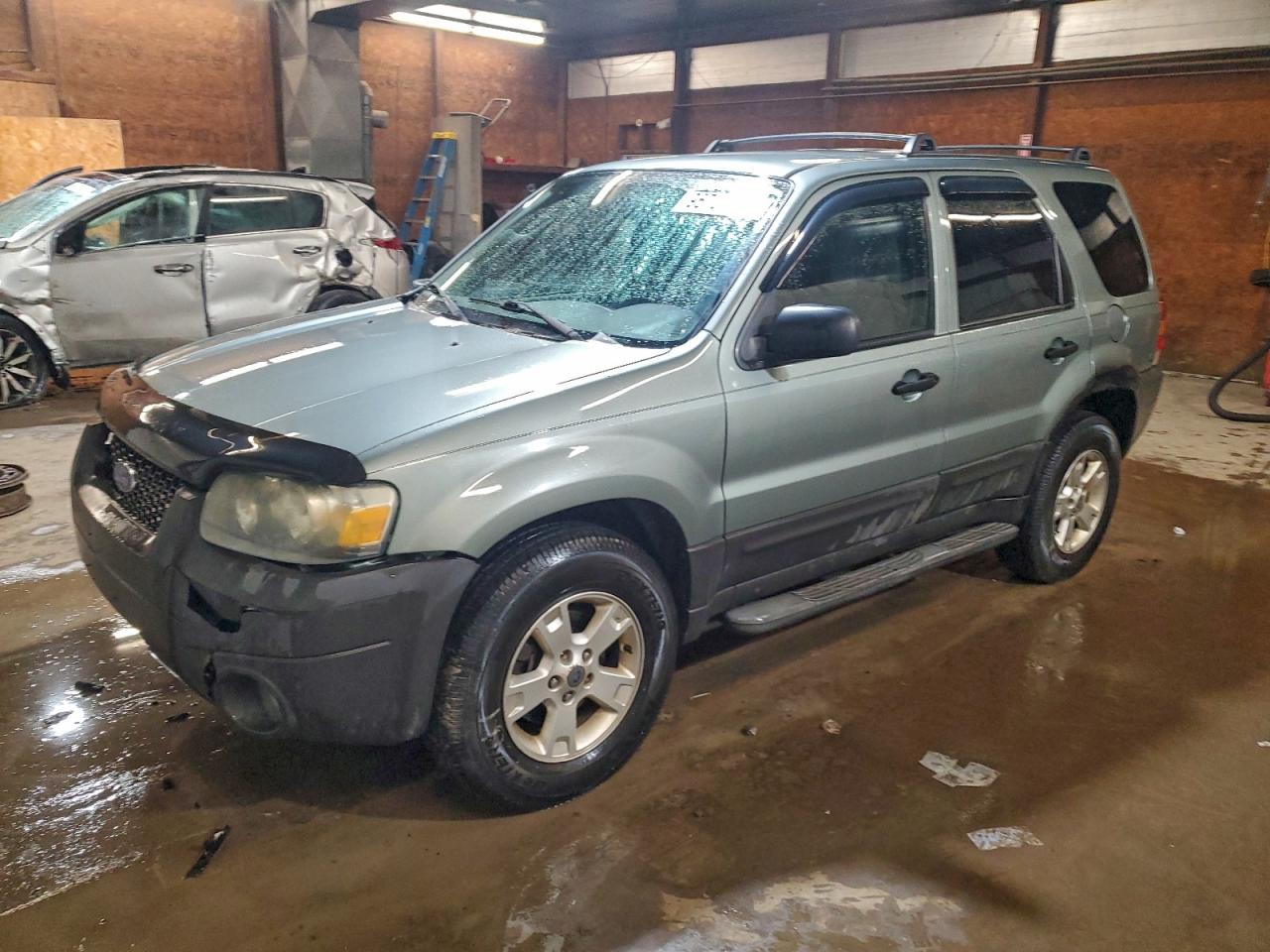2006 FORD ESCAPE