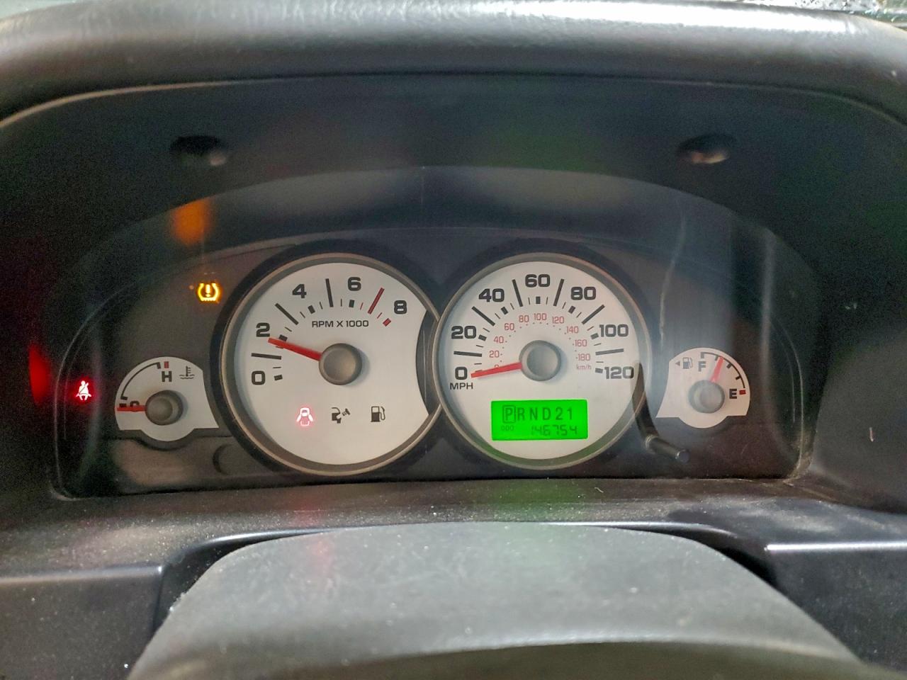 2006 FORD ESCAPE XLT photo 9