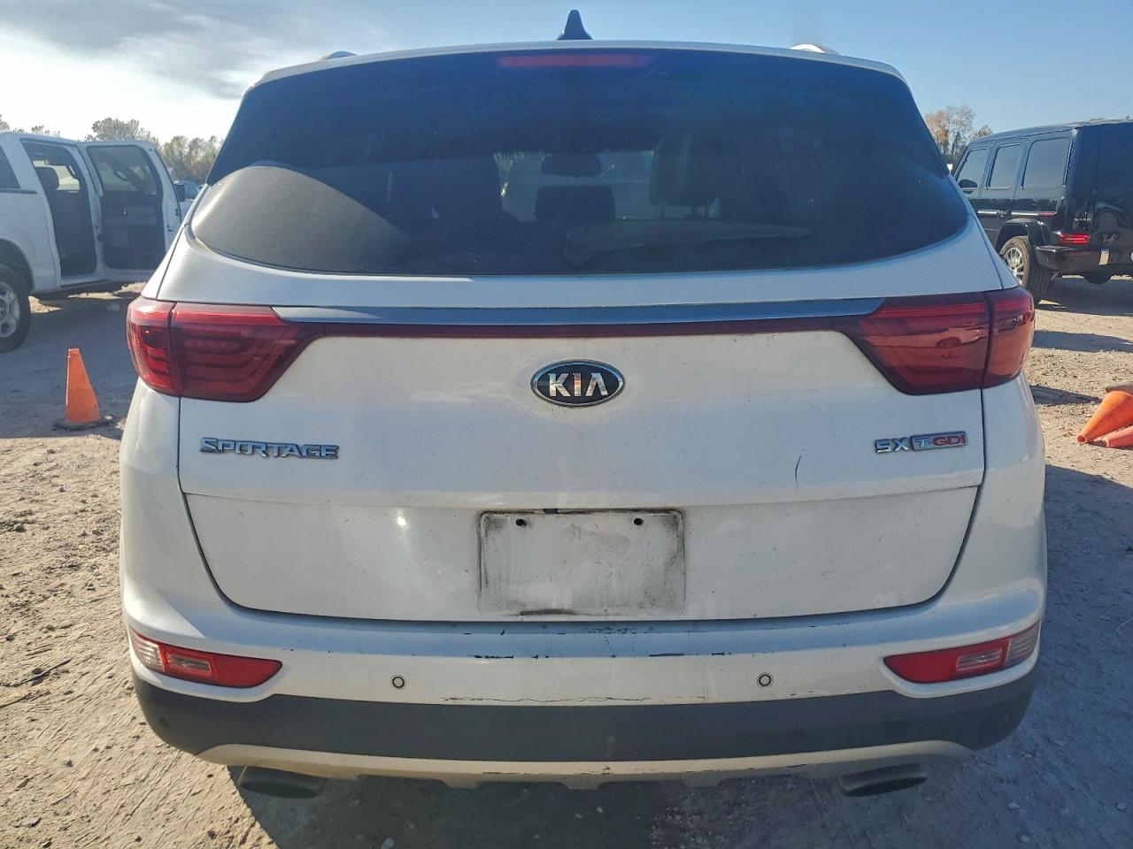 2017 KIA SPORTAGE SX photo 6