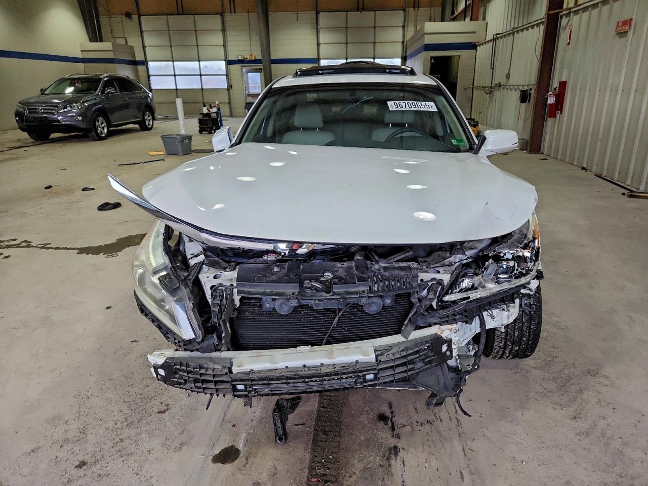 2017 HONDA ACCORD EXL photo 5