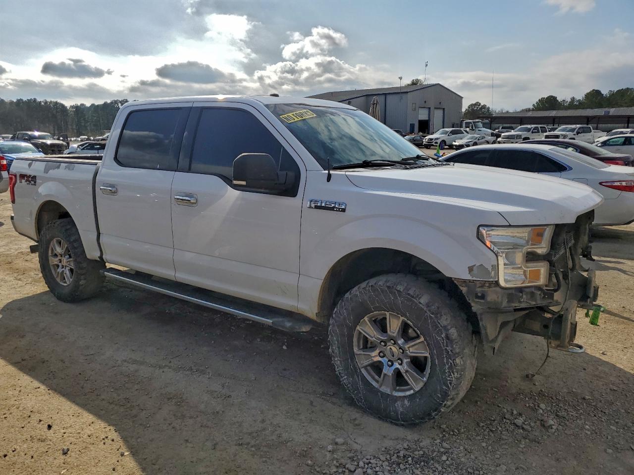 2017 FORD F150 SUPERCREW photo 4