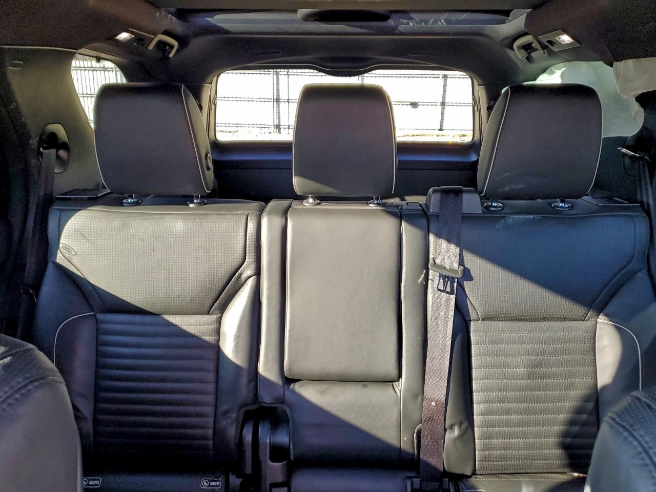 2018 LAND ROVER DISCOVERY HSE photo 19