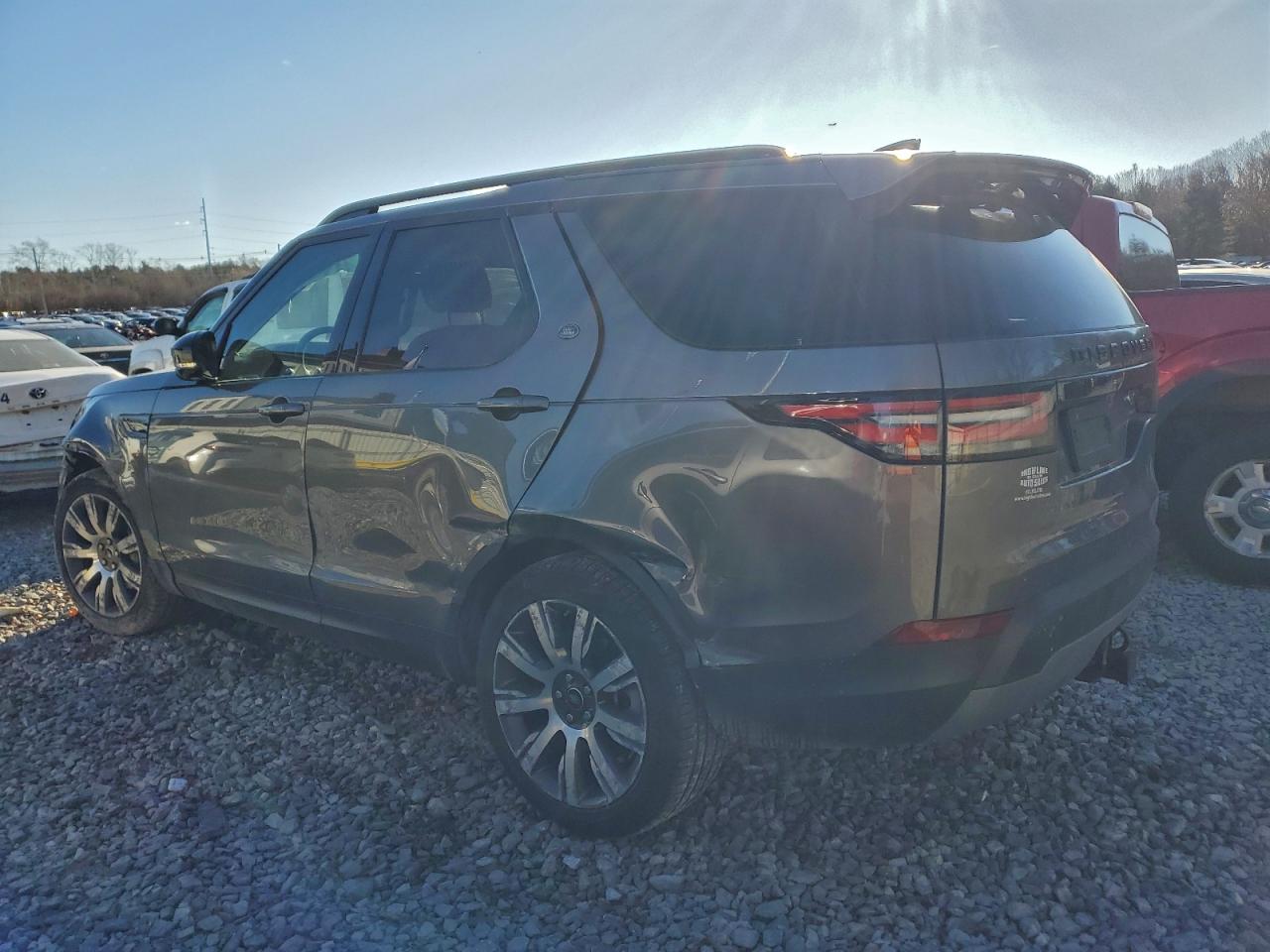 2018 LAND ROVER DISCOVERY HSE photo 3